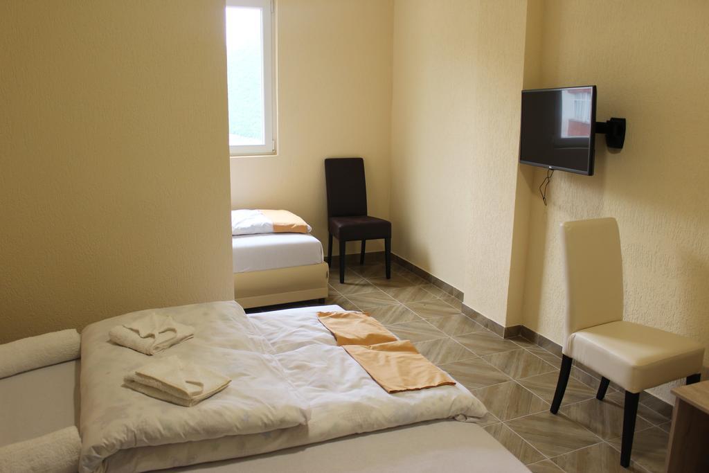 Guesthouse Eko Piva Plužine Εξωτερικό φωτογραφία