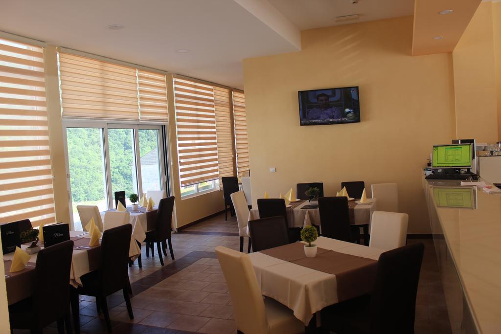 Guesthouse Eko Piva Plužine Εξωτερικό φωτογραφία